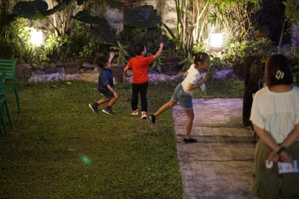 Dance off with&nbsp;cousins